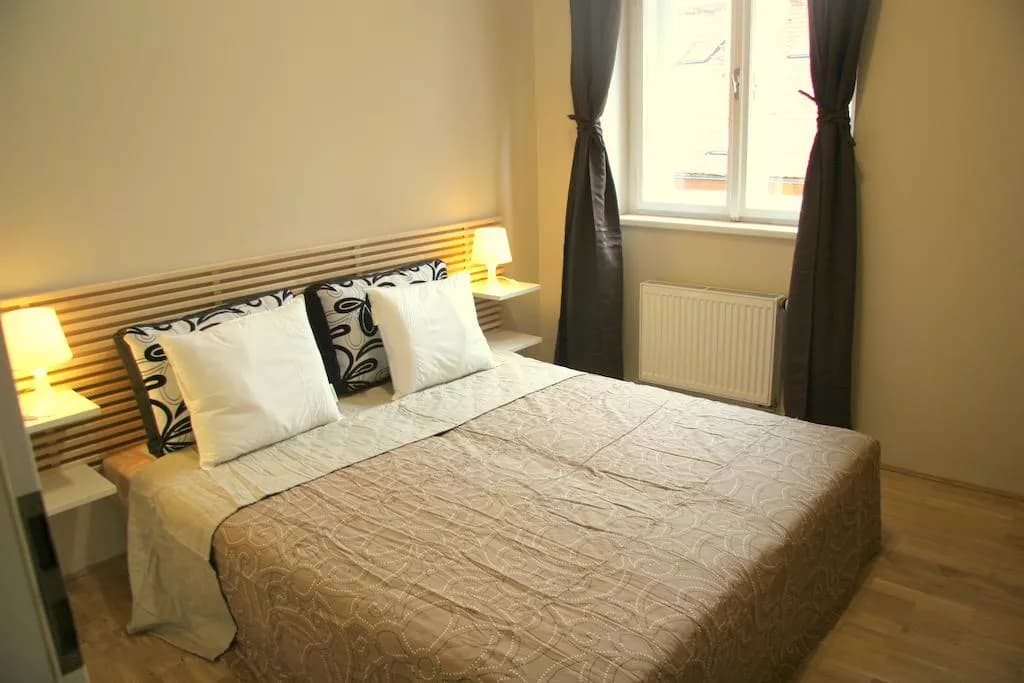 Photo 2 of Picasso Apartments