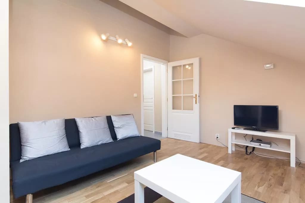 Photo 5 of Picasso Apartments