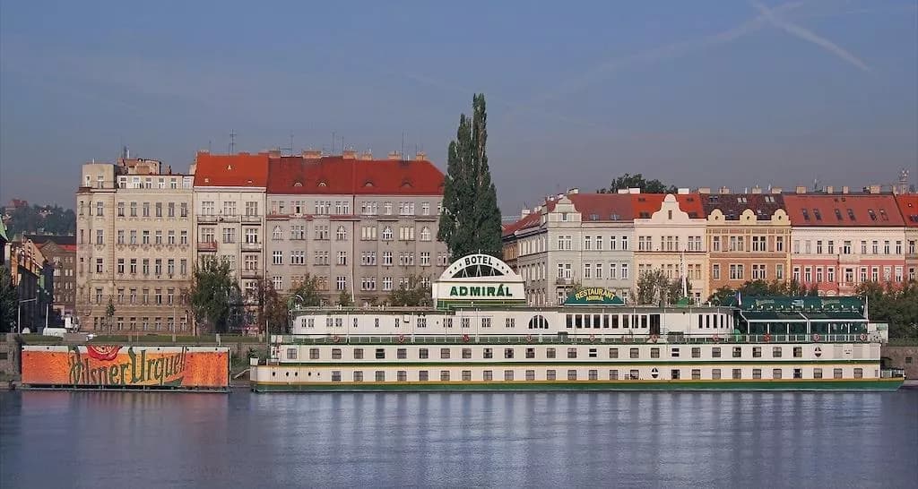 Botel Admirál Hotel, Prague Smíchov