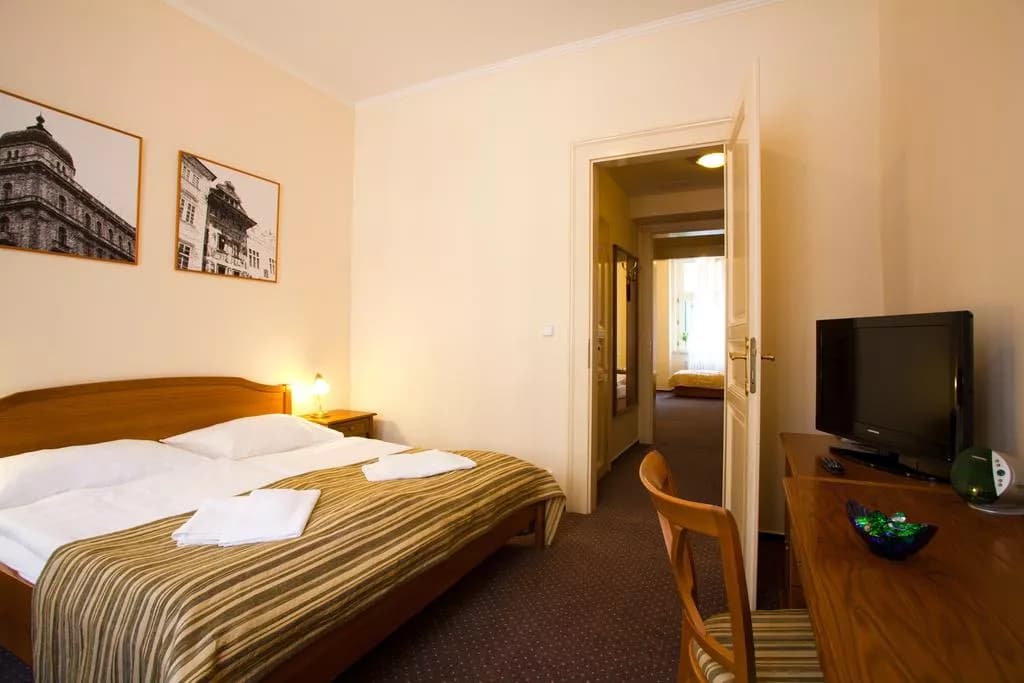 Photo 2 of ANNA HOTEL