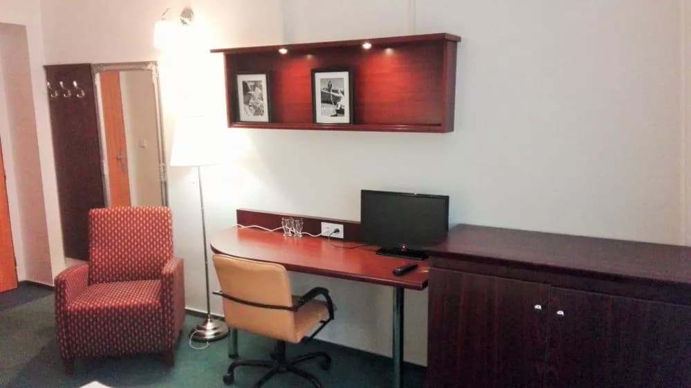 Photo 5