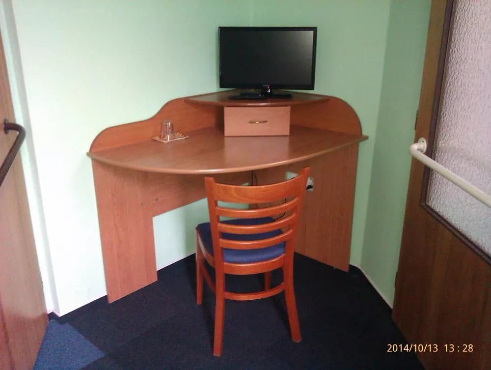 Photo 6