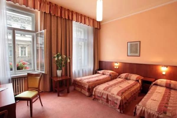 Photo 3 of Atlantic Hotel