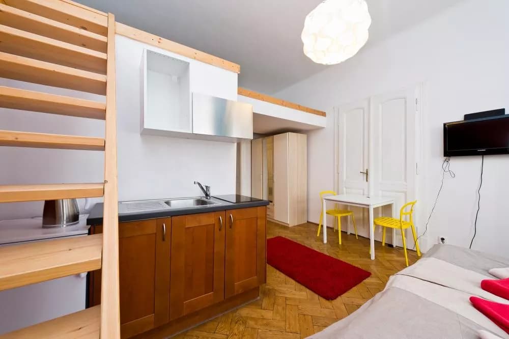 Budget Studios, Prague 1