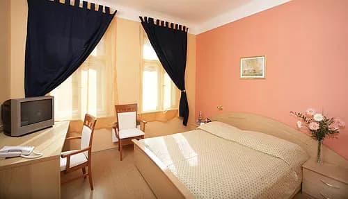 Hotel City Crown, Prague Žižkov