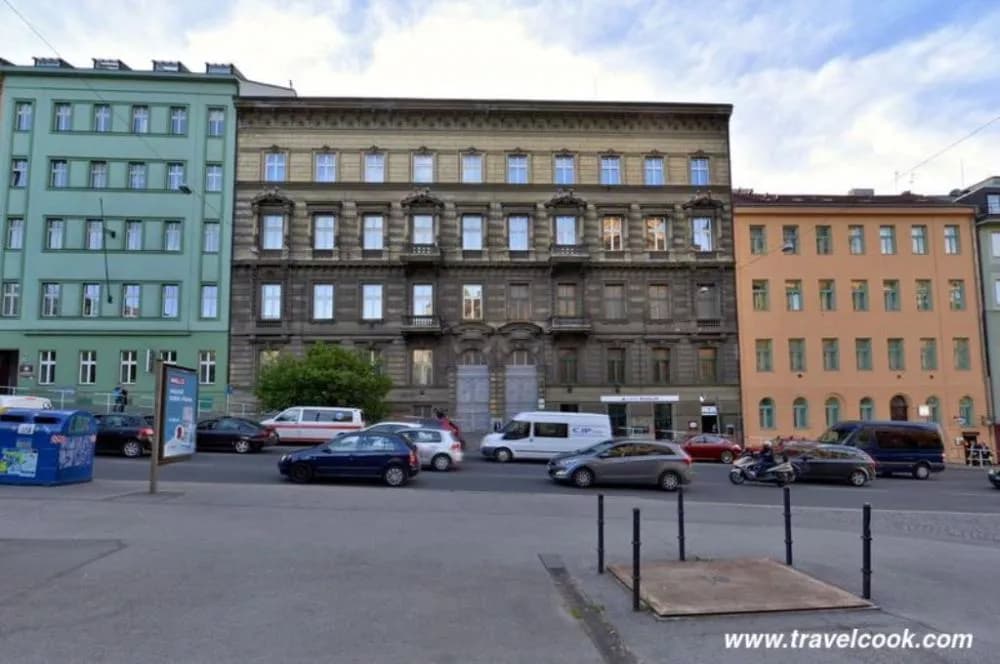Photo 18