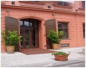 Hotel DaVicni Old Town