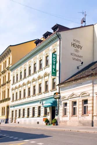 Hodinový Hotel Henry, Prague Holešovice