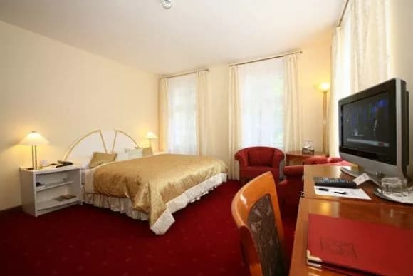 Photo 3