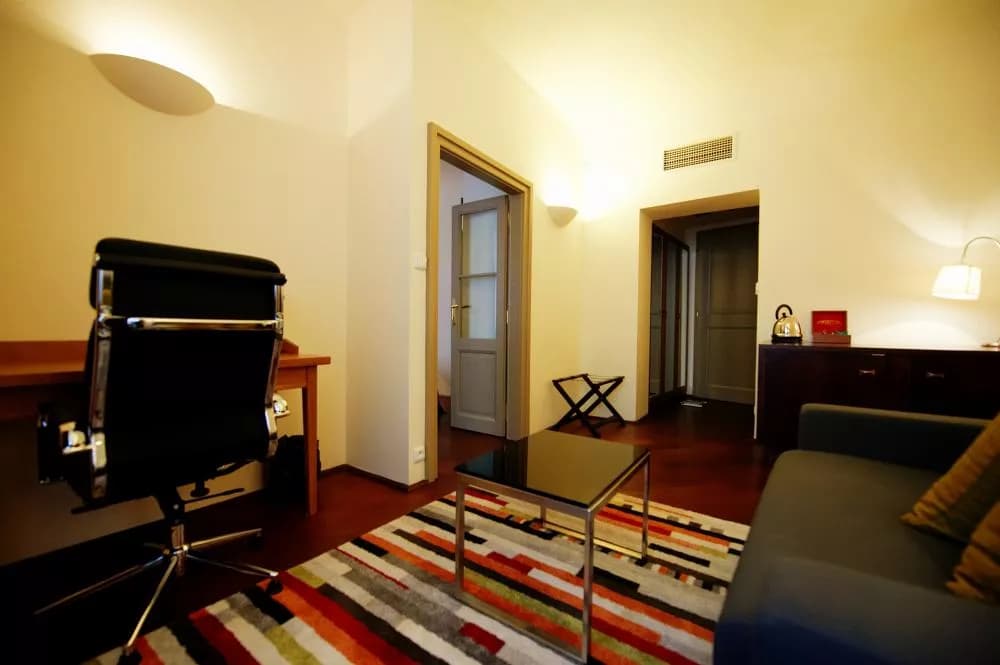 Photo 7