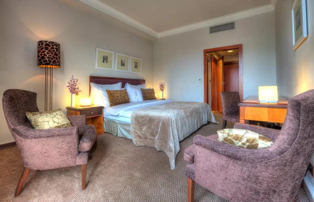 Photo 4 of Hotel Jalta