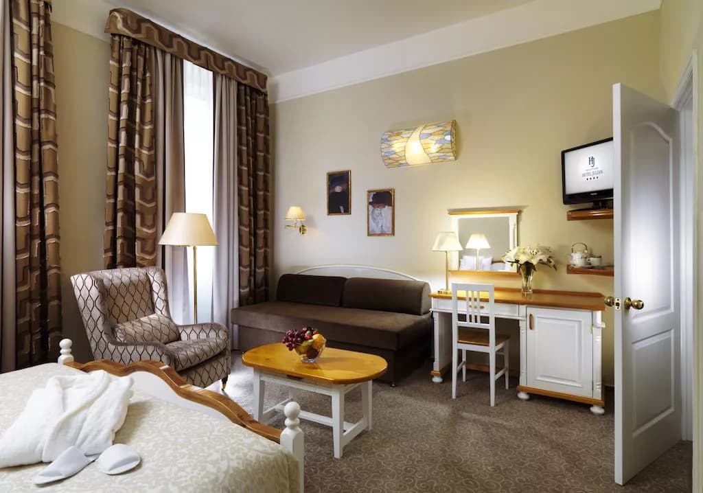 Photo 4 of Hotel Julian