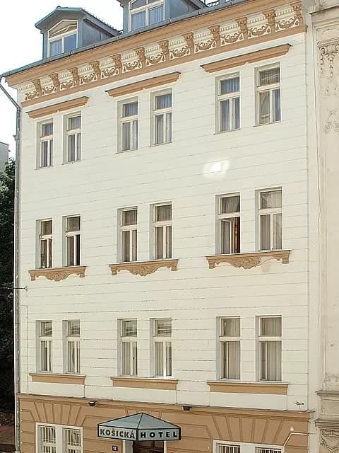 budova - Praha Hotel Trevi
