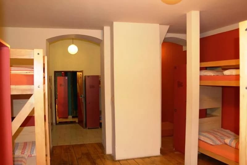 Photo 9