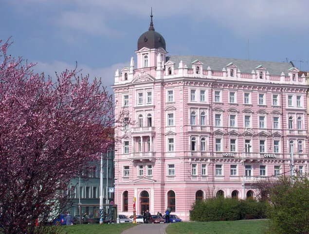 HOTEL OPERA, Prague New Town