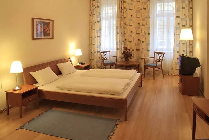 HOTEL ORION, Prague Vinohrady