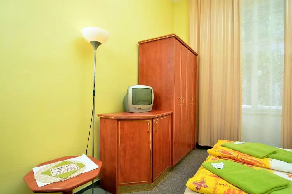 Photo 10