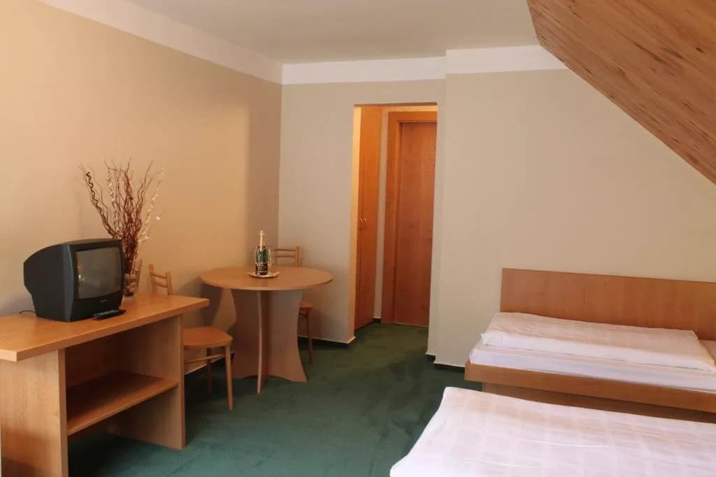 Photo 5