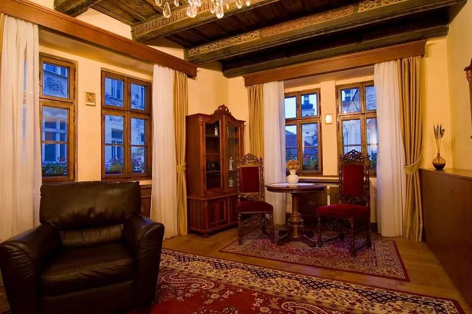 Photo 4 of Hotel Aurus