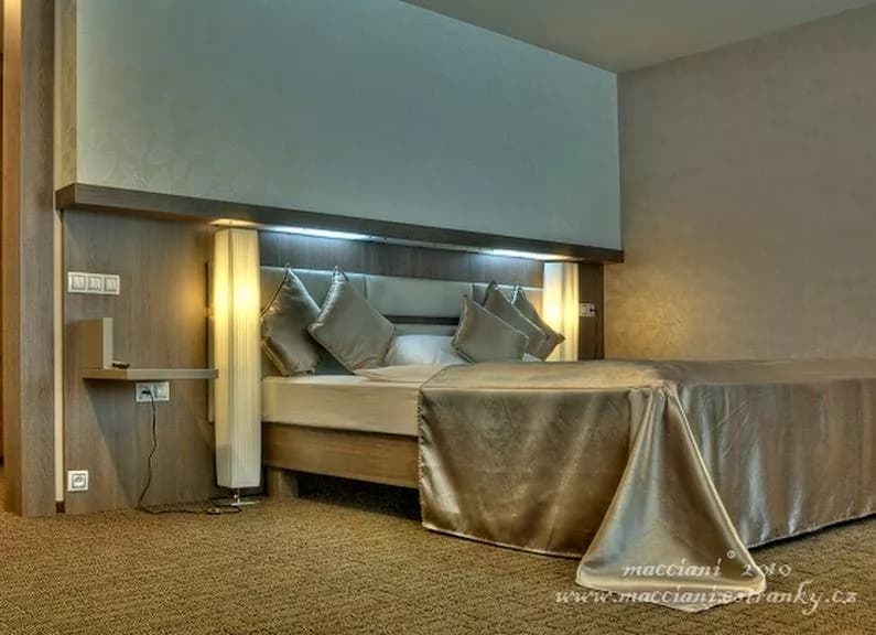 Photo 3 of Volcano Spa Hotel