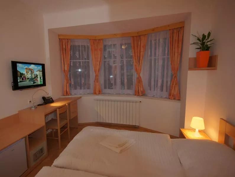 Photo 9