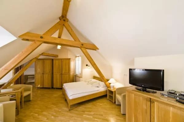 Photo 3 of Hotel Pinot