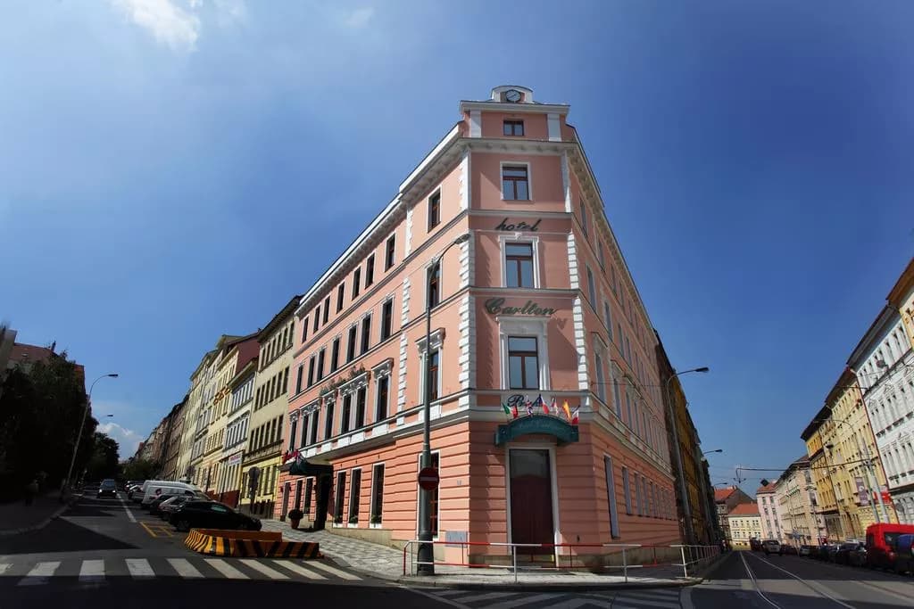 Photo 2 of Hotel Carlton