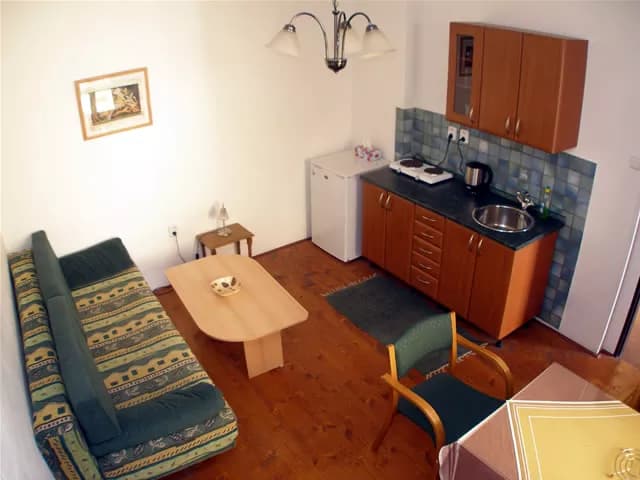 Aparthotel Biskupsky Dvur, Prague New Town