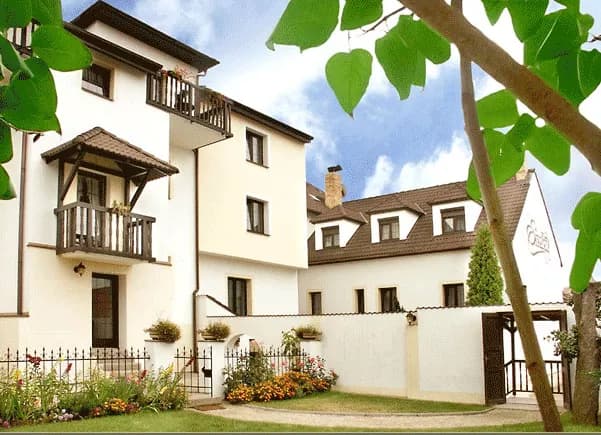 EXCELLENT HOTEL GARNI, Prague Kobylisy