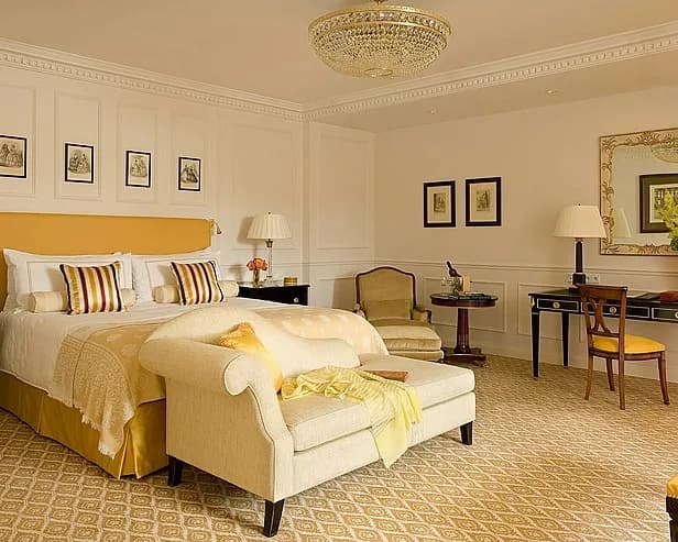 Photo 3 of Four Seasons Hotel