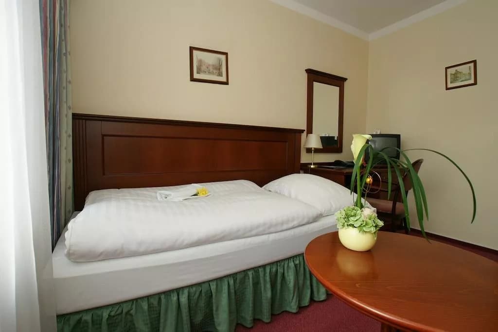 HOTEL LUNÍK, Prague Vinohrady
