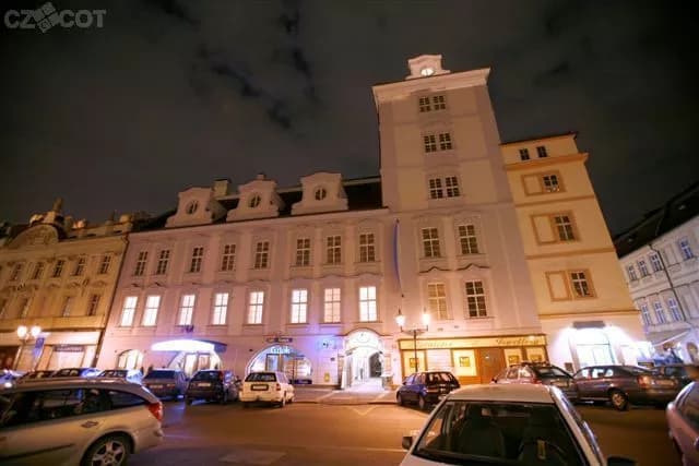 Hotel Modrá růže, Prague Old Town