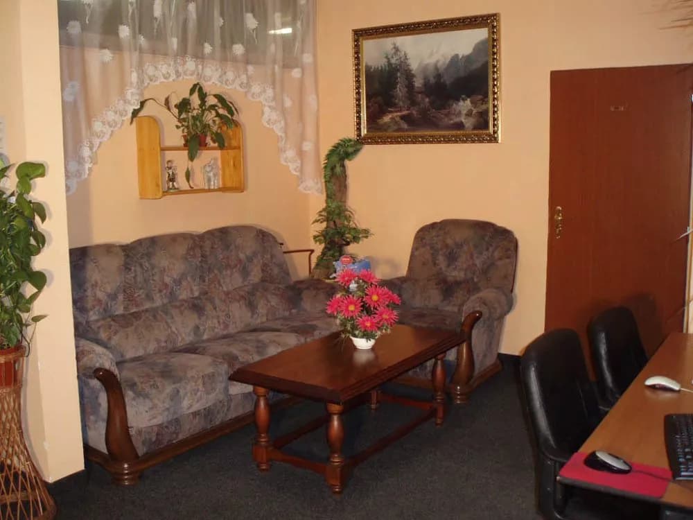 Hostel Rajská Zahrada, Prague Černý Most