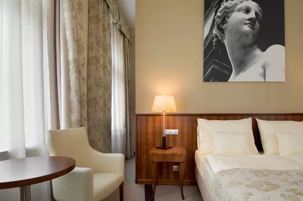 Photo 5 of Hotel Sovereign