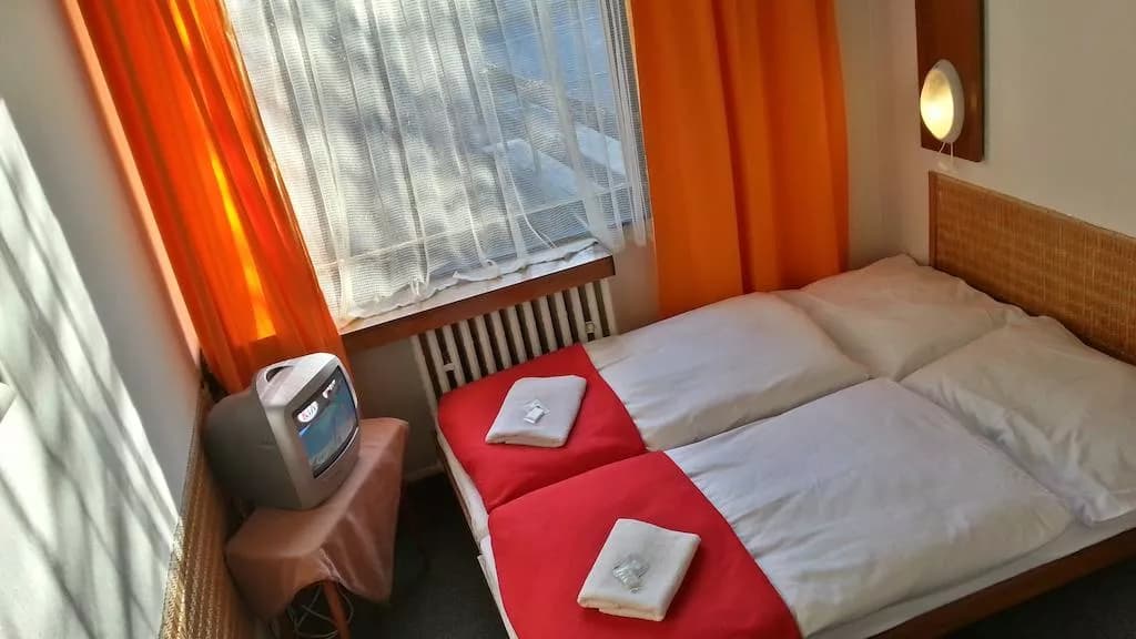 Bed and Breakfast Sprint, Prague Střešovice
