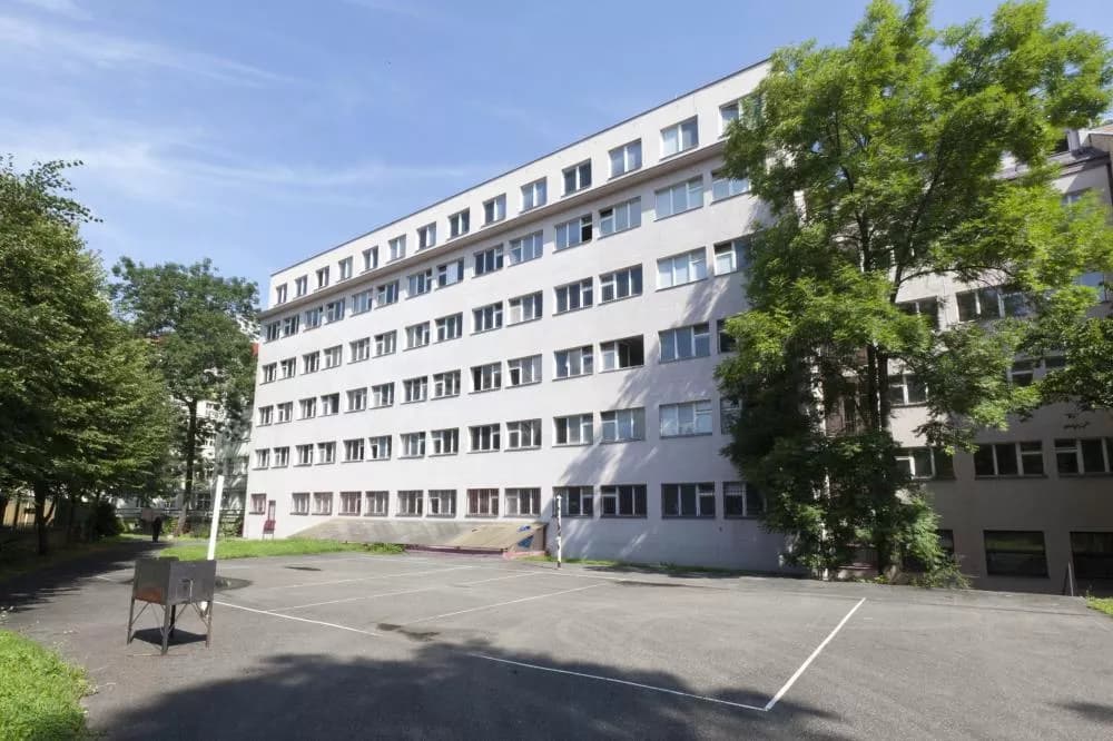 VŠ kolej Sinkule, Prague Dejvice